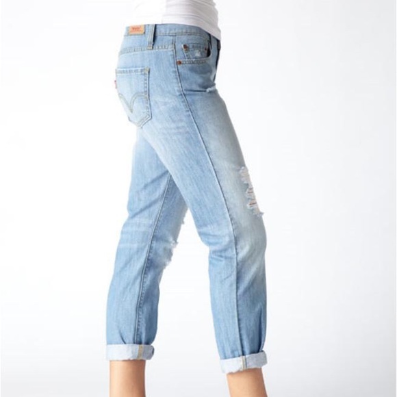 levi's 513 boyfriend jeans